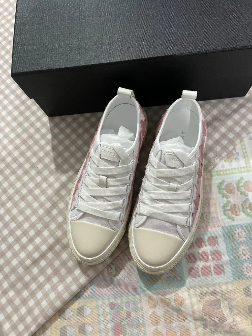 AMIRI Color-Block Star Low-Top Sneakers